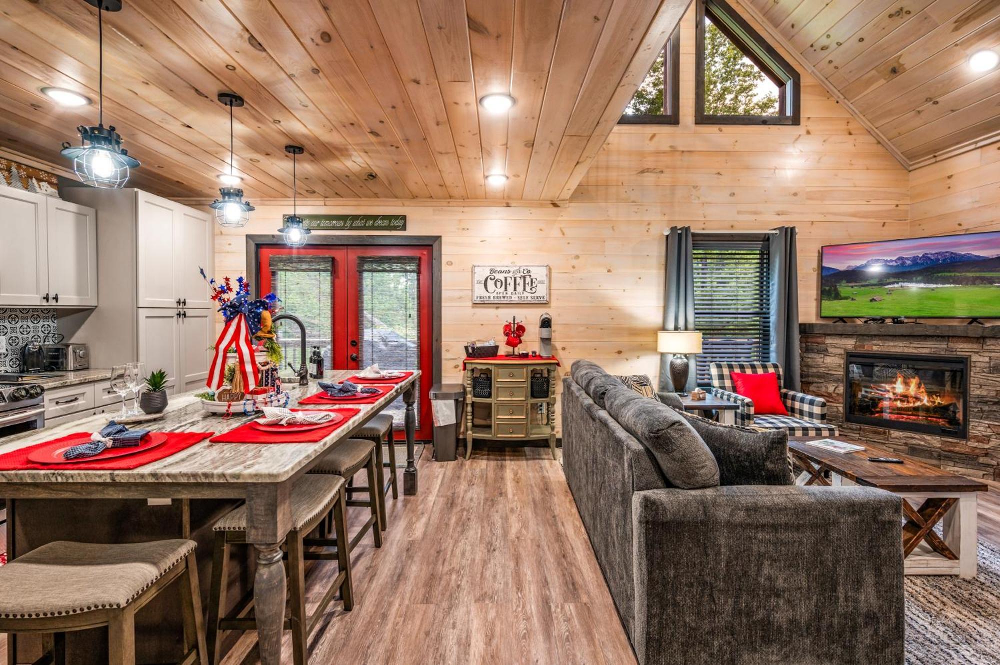 Lil Cabin In The Cove! Mtn Views, Theater, Hot Tub, Games, King Beds, Prime Location! Sevierville Eksteriør billede
