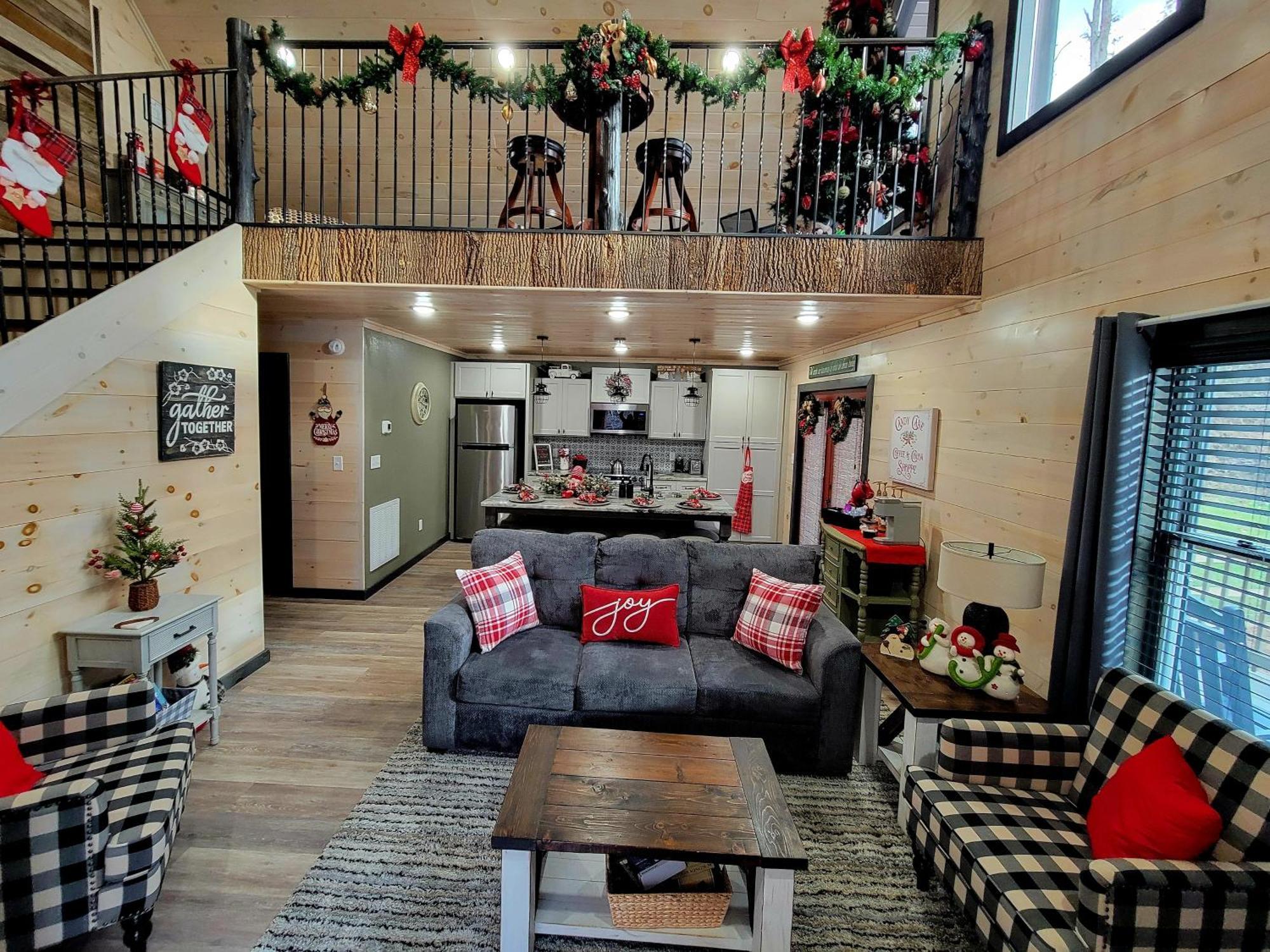 Lil Cabin In The Cove! Mtn Views, Theater, Hot Tub, Games, King Beds, Prime Location! Sevierville Eksteriør billede